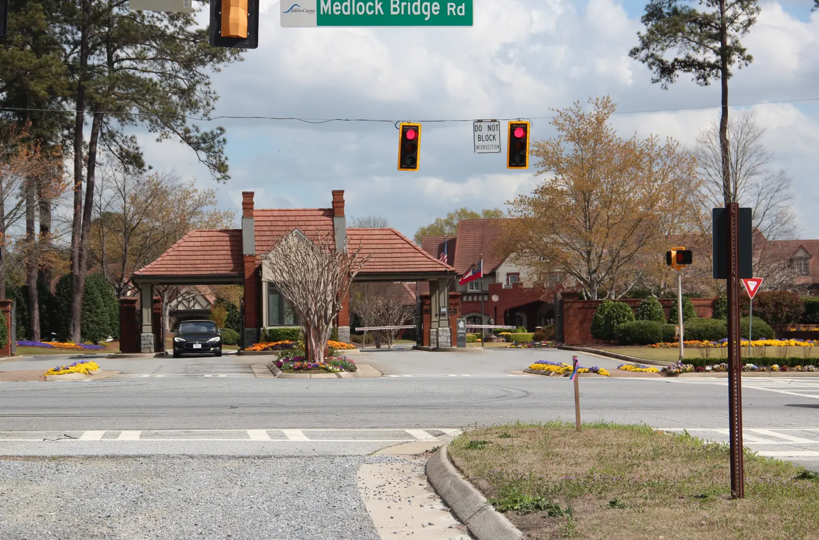 The front entrance of the Atlanta Athletic Club on Bobby Jones Drive in Johns Creek, across from the festival fields
